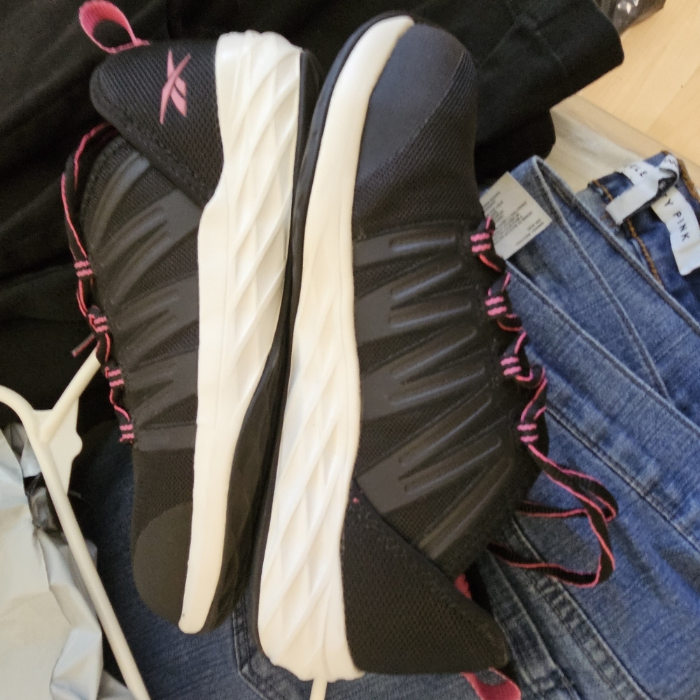 NWOT Reebok Steel Toe Shoes - Picture 4 of 4